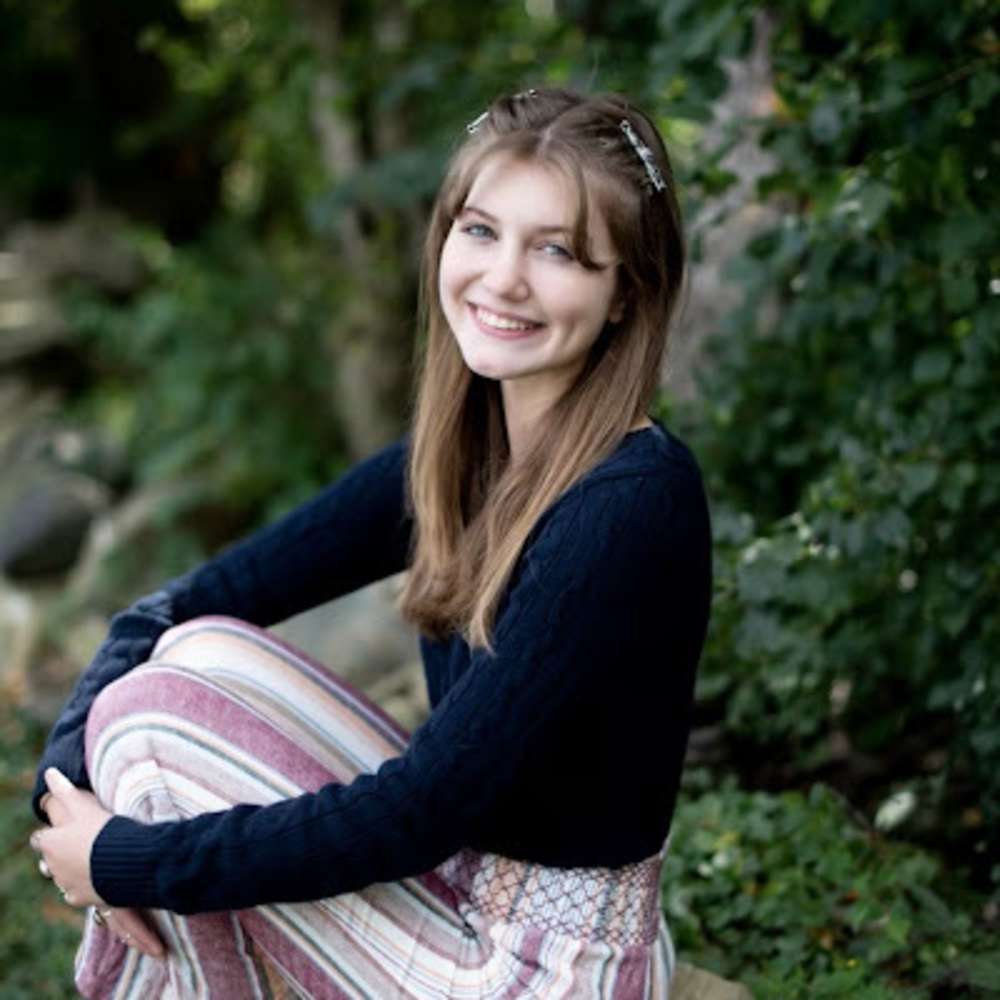 Meet your Posher, Amelia